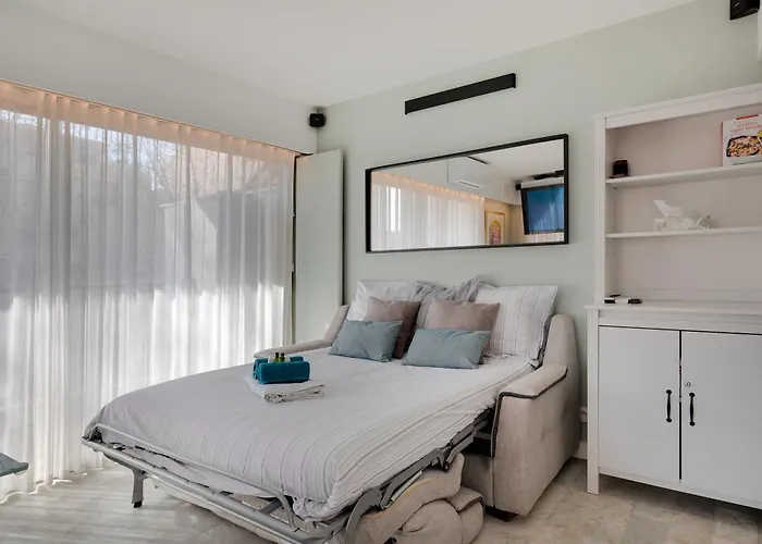 Lägenhet Le Sylvaplana Juan Les Pins Terrasse 30m2