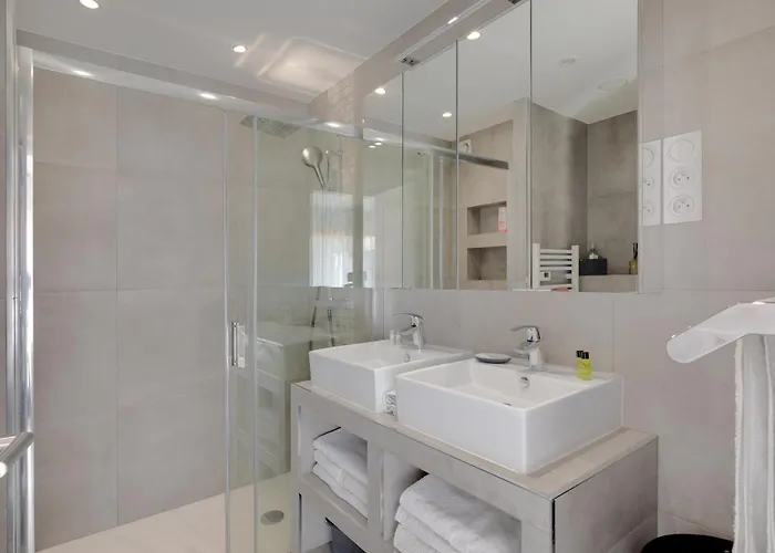 Le Sylvaplana Juan Les Pins Terrasse 30m2 * Antibes